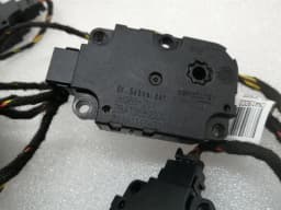 MERCEDES-BENZ MERCEDES S-CLASS W222 HVAC ACTUATORS SET A2228301103 HEATER FLAP ACTUATOR RHD- — thumbnail 7