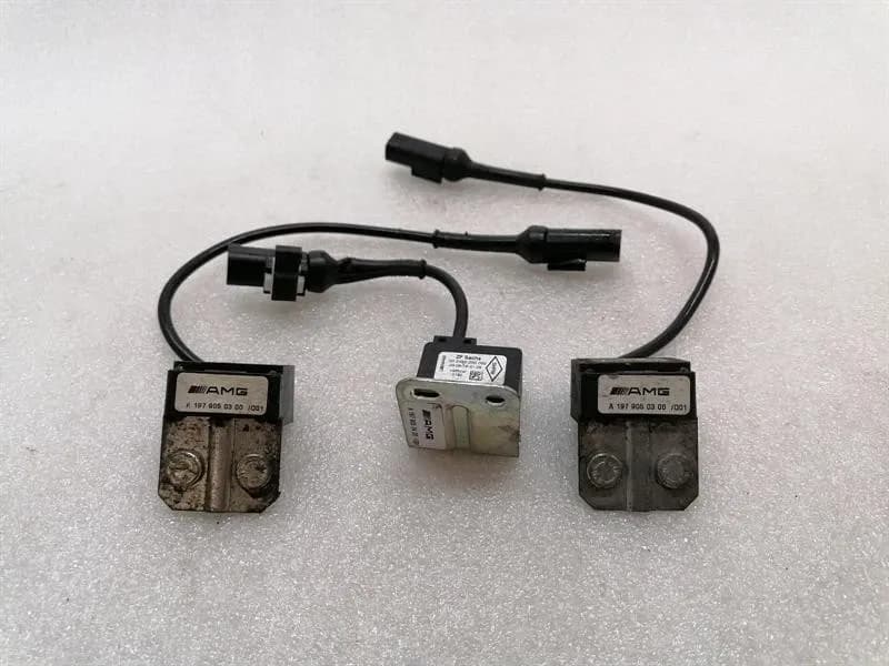 Mercedes GT C190 GTS S Acceleration Sensor A1979050300 Speed ​​Sensor -