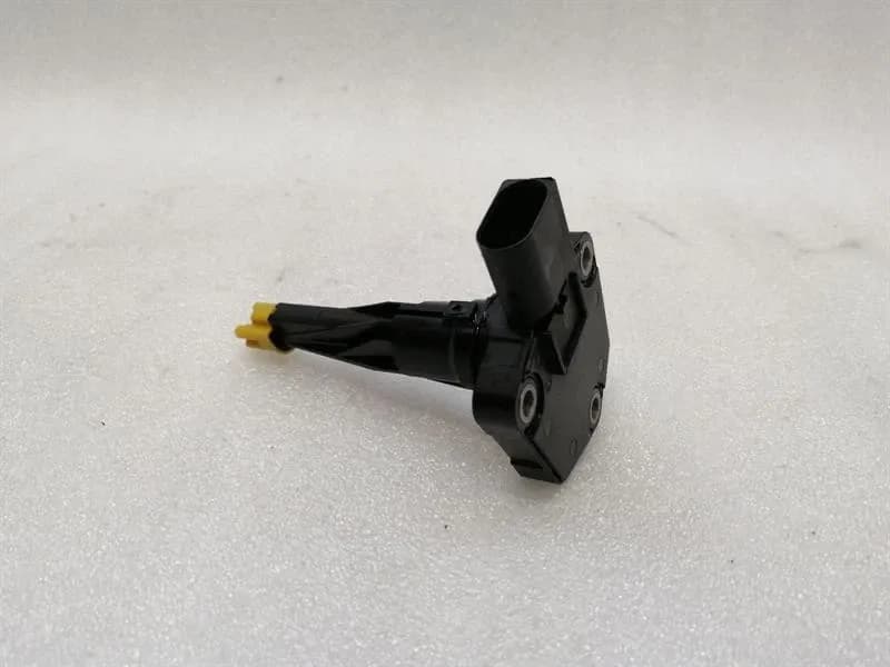 MERCEDES-BENZ Mercedes A Class W177 A35 AMG Oil Level Sensor A0919057001 Fill Sensor