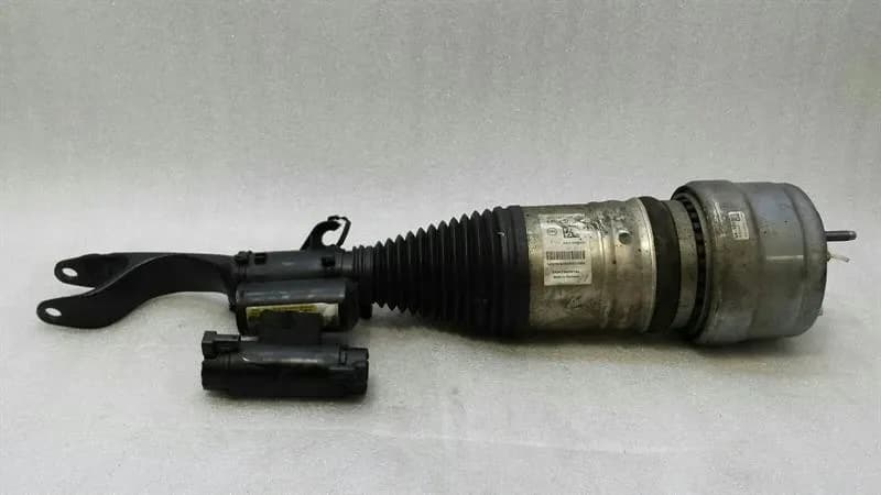 Mercedes E Class W238 Shock Absorber Front A2133202201 Shock Absorber Front Right-