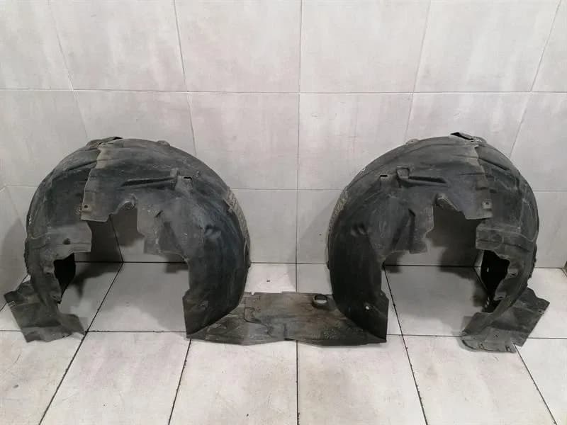 Mercedes GT C190 GTS S Front Set Wheel Arch Liner A1906980500 Wheel Arch Cover -