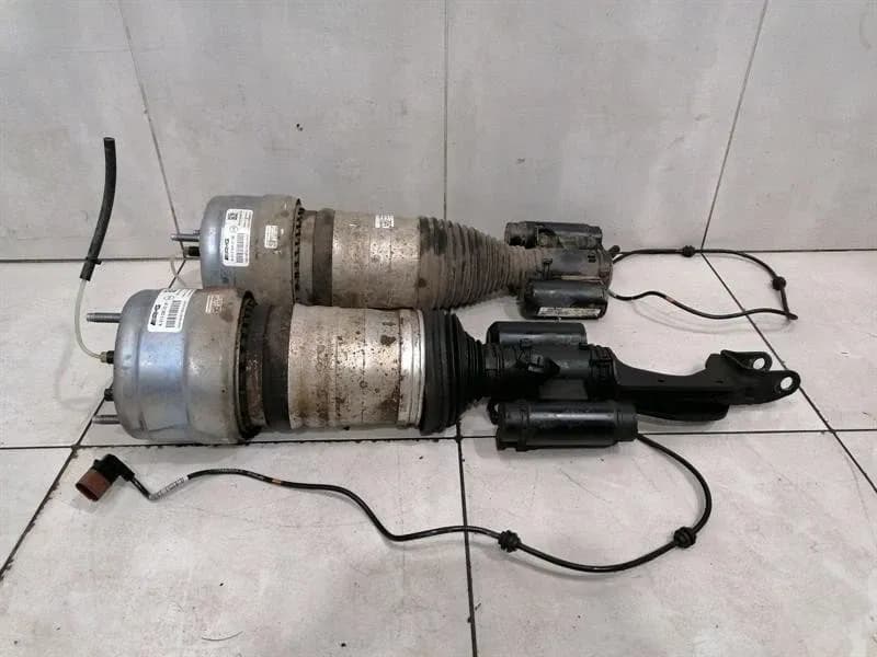 MERCEDES-BENZ Mercedes E Class W213 Shock Absorber Front A2133200100 Front Shock Absorber SPARES-