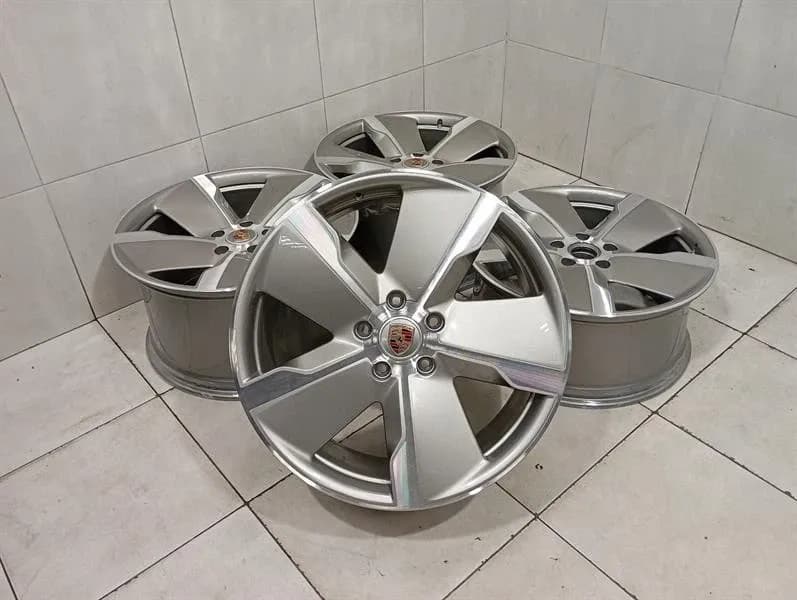 PORSCHE 21 EXCLUSIVE DESIGN PORSCHE TAYCAN 9J Alloy Wheel Set 9J1601025AD Alloy Wheel SET-