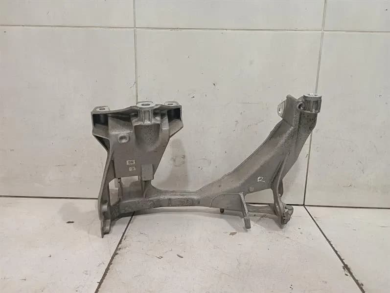 PORSCHE Porsche Cayman 981 GT4 subframe rear 98133105280 right axle frame rear axle-