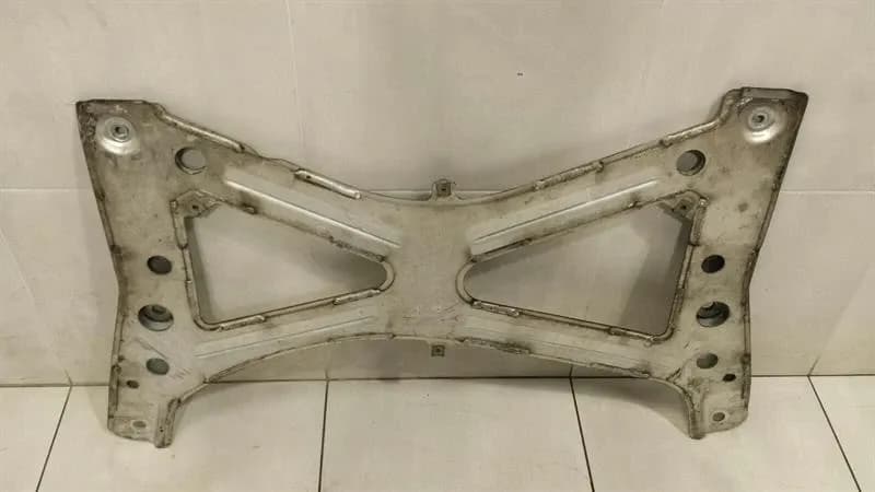 PORSCHE Porsche Panamera 970 Subframe Front Crossmember 97034126105 Front Axle Carrier