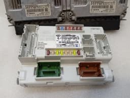FERRARI Ferrari GTC4 Lusso V12 F151M Engine ECU 337737 Engine Control Unit SET SET- — thumbnail 10