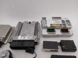 FERRARI Ferrari GTC4 Lusso T 3.9 V8 F151M Engine ECU SET 337737 Engine ECU SET- — thumbnail 4