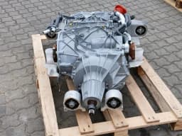 FERRARI 9300KM FERRARI GTC4 LUSSO T DCT 3.9 V8 F151M Gearbox 321441 DCT Gearbox 864807- — thumbnail 9