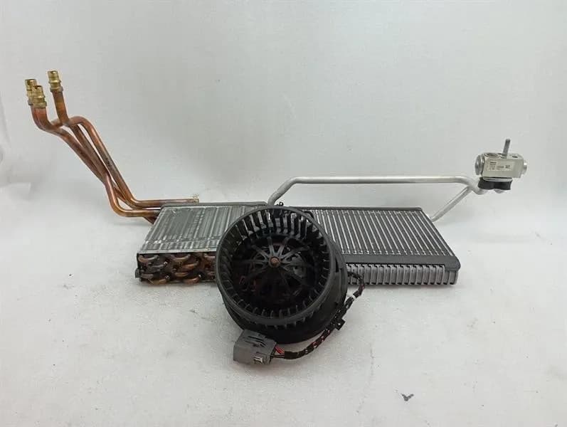 Ferrari GTC4 Lusso T 3.9 V8 F151M Heater 88330900 RHD HVAC BLOWER