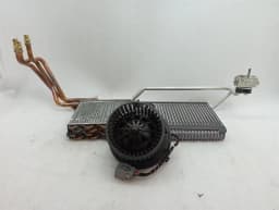 FERRARI Ferrari GTC4 Lusso T 3.9 V8 F151M Heater 88330900 RHD HVAC BLOWER — thumbnail 2