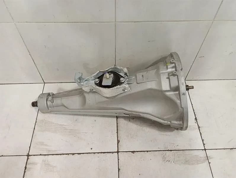 Ferrari GTC4 Lusso T 3.9 V8 F151M Gearbox 325904 Transmission Housing Gearbox-