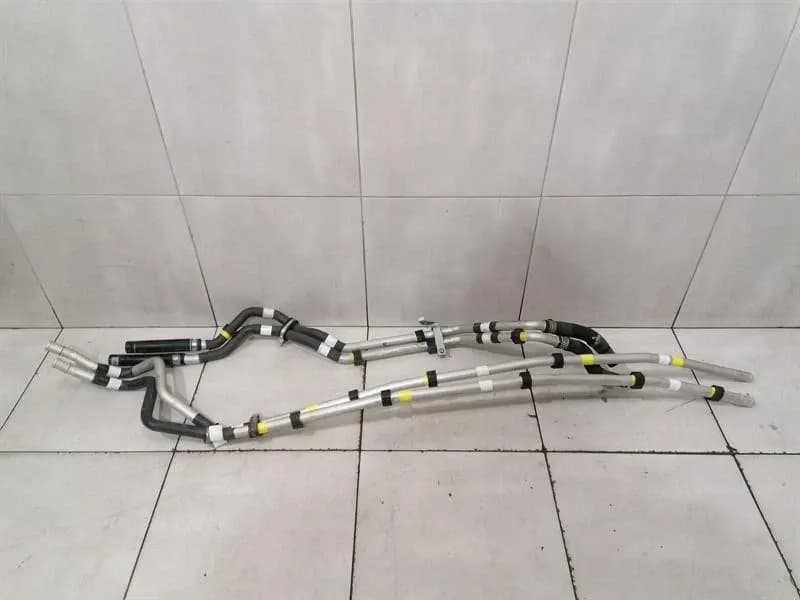 FERRARI Ferrari GTC4 Lusso F151M Gearbox Cooling Pipes 281461 Transmission Line