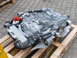 FERRARI 9300KM FERRARI GTC4 LUSSO T DCT 3.9 V8 F151M Gearbox 321441 DCT Gearbox 864807- — thumbnail 8