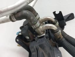 FERRARI Ferrari California T F149 14-17 heater valve 67635900 heater valve - — thumbnail 6