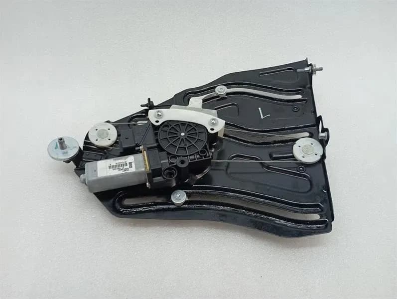Ferrari California T F149 14-17 Left Rear Winder 69875800 Window Regulator Left-
