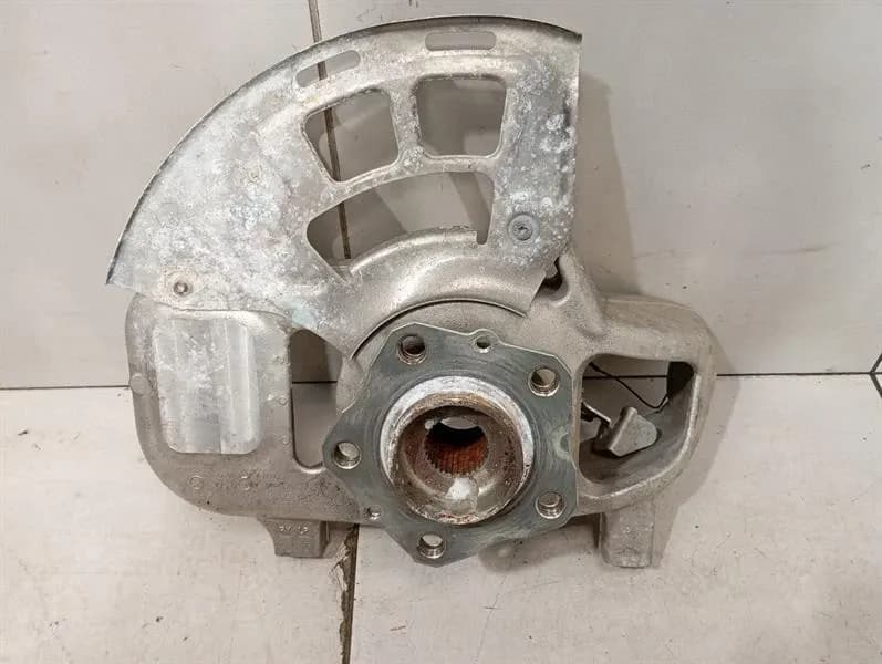FERRARI Ferrari GTC4 Lusso T 3.9 V8 Left Front Hub 268377 Wheel Bearing Housing Front Left -