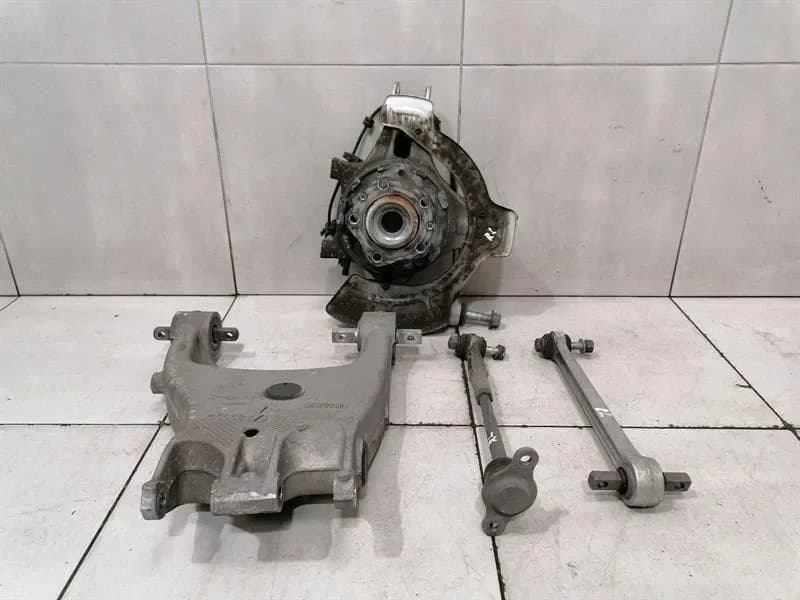 FERRARI Ferrari F12 Berlinetta F152 Left Rear Hub 294850 Wheel Bearing Housing Rear Left -