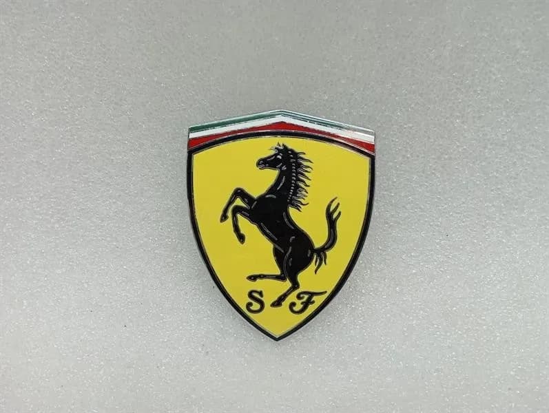 FERRARI Ferrari 812 Superfast F152M 88077400 Squadra Corse Shield Badge
