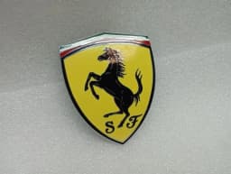 FERRARI FERRARI GTC4 LUSSO T 3.9 V8 F151M 87344500 SQUADRA CORSE SHIELD BADGE — thumbnail 3
