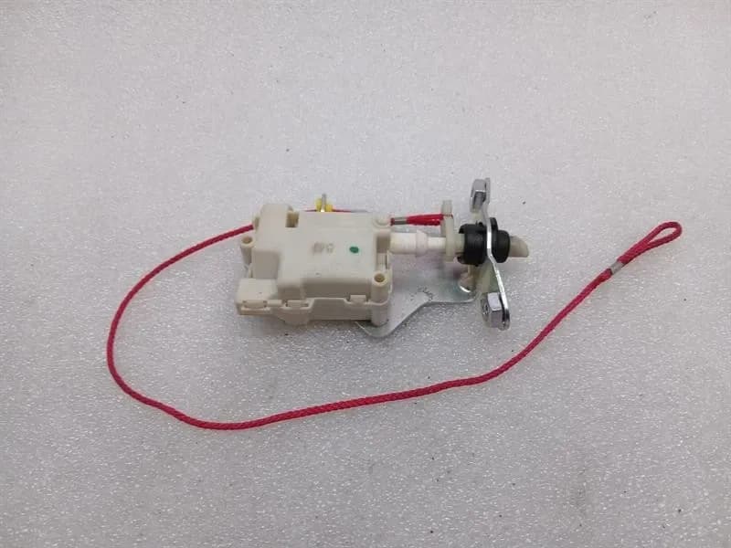 FERRARI GTC4 LUSSO T 3.9 V8 F151M 86009000 FUEL CAP ACTUATOR -