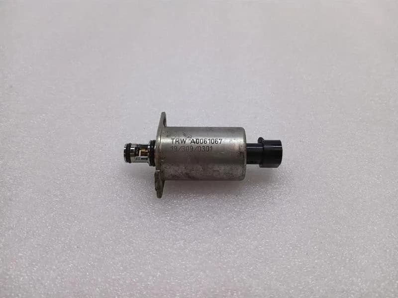 FERRARI Ferrari GTC4 Lussopower Steering Rack Servotronic Solenoid