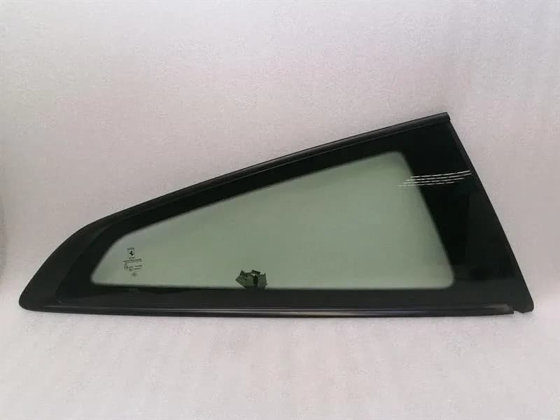 FERRARI Ferrari GTC4 Lusso F151M Right Rear 1/4 Glass 87916400 Door Panel 1/4 Rear RH-