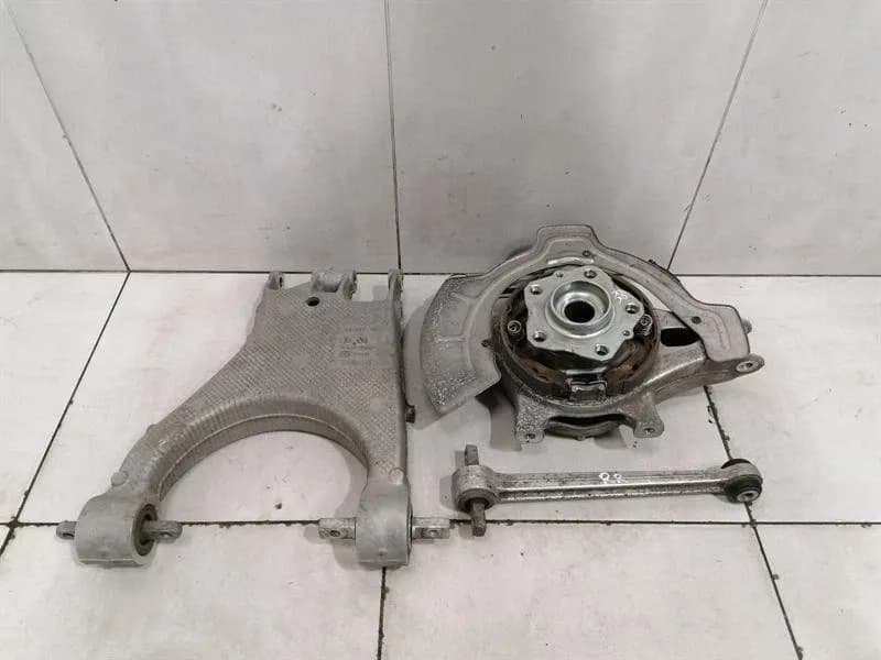 Ferrari GTC4 Lusso F151M Right Rear Hub 294851 Wheel Bearing Housing Rear Right -