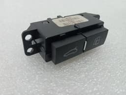 FERRARI Ferrari GTC4 Lusso T 3.9 V8 F151M Switch 319556 Fuel Boat Switch - — thumbnail 4