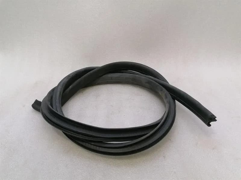 MCLAREN McLaren 600LT Spider Door Seal 13AA649SP RH Door Seals -