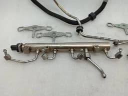 BMW BMW 5 Series F90 G30 M5 Fuel Line 13537852402 SET+ INJECTORS fuel line — thumbnail 4