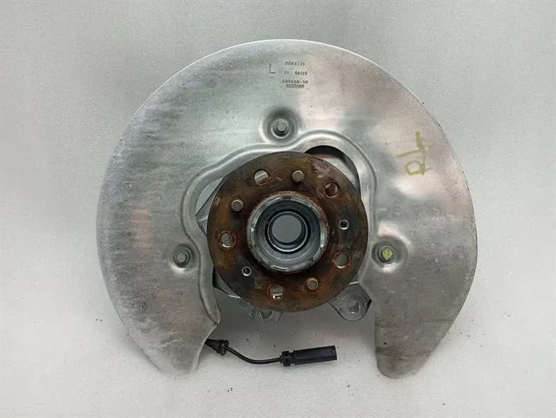 BMW BMW 4 G83 M4 Left Rear Hub 33308095657 Wheel Bearing Housing Rear Left -