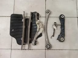 BMW BMW 5 Series F90 G30 M5 Left Rear Hub 7857065 Wheel Bearing Housing Rear Left SET- — thumbnail 4