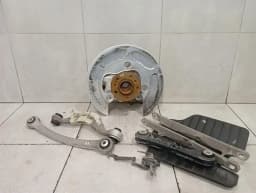 BMW BMW 5 Series F90 G30 M5 Left Rear Hub 7857065 Wheel Bearing Housing Rear Left SET- — thumbnail 2