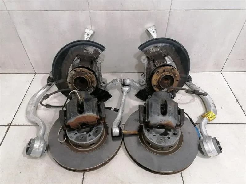 BMW BMW M5 V8 E39 Front Hub Set 31211096495 Brake Kit Wheel Bearing Housing Front SET -