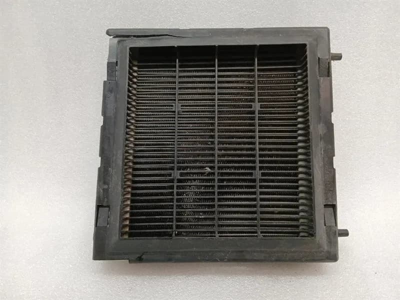 BMW BMW 5 Series F90 G30 M5 Water Radiator 8620207 Water Cooler Radiator