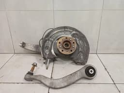 BMW BMW 5 Series F90 G30 M5 Right Front Hub 7857012 Wheel Bearing Housing Front Right- — thumbnail 1