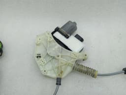 BMW BMW 8 G16 M8 Gran Coupe Right Rear Door Winder 5A52EE6 Window Regulator Rear Re- — thumbnail 3
