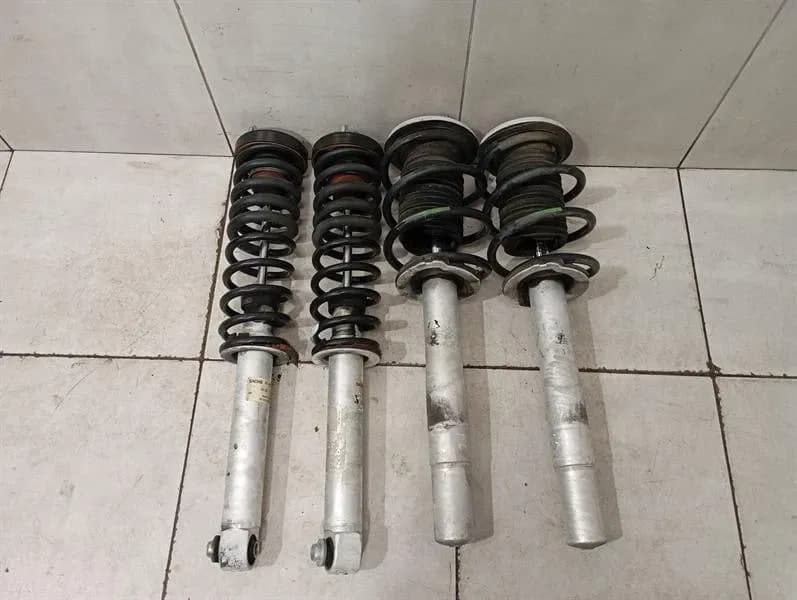 BMW BMW M5 E39 shock absorber set of 4 2229612 shock absorber set S62 V8 OEM