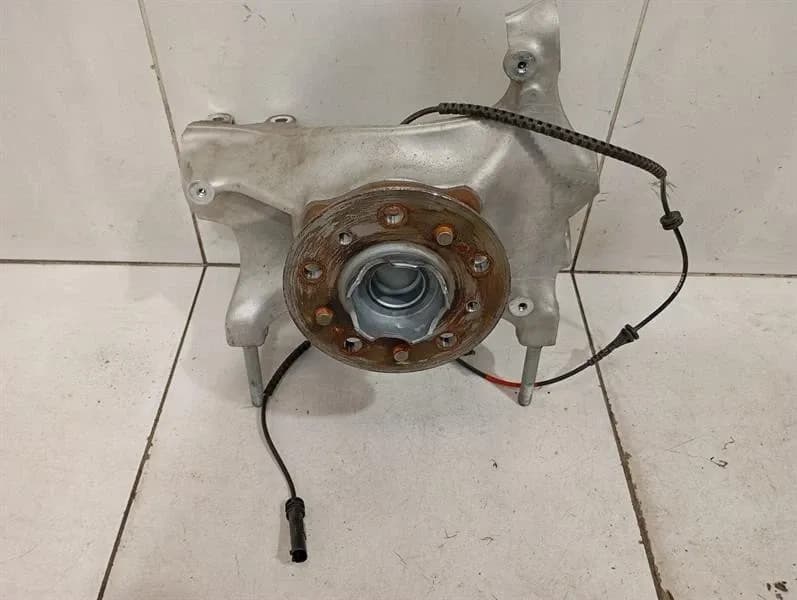 BMW 4 G83 M4 Right Front Hub 31208095650 AWD Wheel Bearing Housing Front Right-