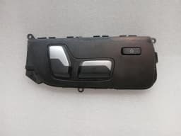 BMW BMW 4 G83 M4 Switch 61315A8BFC9 RH SEAT SEAT Switch - — thumbnail 1