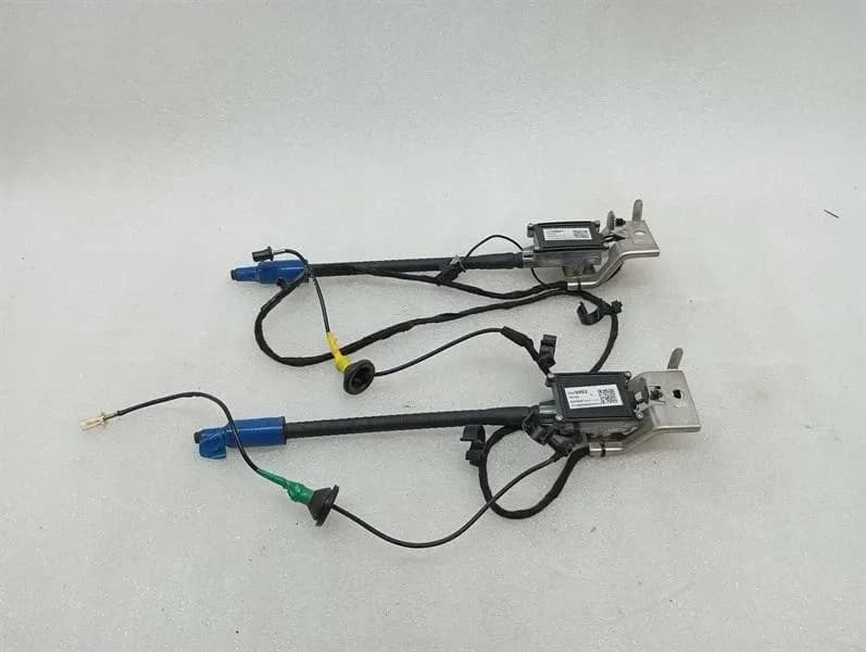 CHEVROLET CHEVROLET CORVETTE C7 Aerial / Antenna 23169961 Antenna
