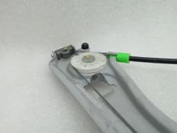CHEVROLET Chevrolet Corvette C7 Right Front Door Winder 84216131 Window Regulator Front Right- — thumbnail 6