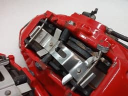 CHEVROLET Chevrolet Corvette C7 Ceramic Brake Calipers Front 84200795 Front Brake Caliper — thumbnail 8
