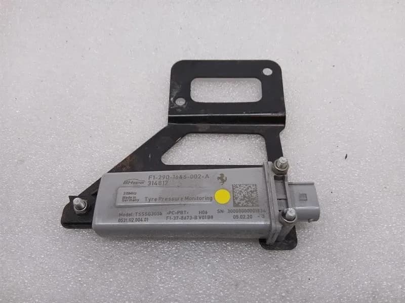 FERRARI Ferrari GTC4 Lusso T 3.9 V8 F151M Aerial / Antenna 314817 Antenna
