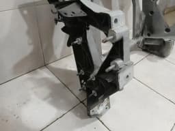 FERRARI Ferrari GTC4 Lusso T 3.9 V8 F151M Subframe Rear 321996 Axle Frame Rear Axle — thumbnail 6