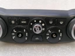 FERRARI Ferrari F12 Berlinetta F152 Auto Climate Control 84874000 Climate Control Panel A/C — thumbnail 5