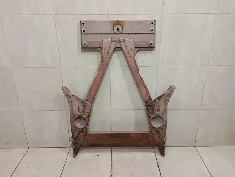 FERRARI Ferrari 812 Superfast F152M V12 Beam Subframe Front 270750 Front Axle Carrier