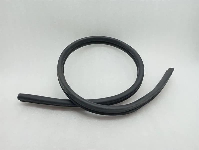 FERRARI Ferrari California T F149 14-17 Door Seal 84036700 Door Seals -