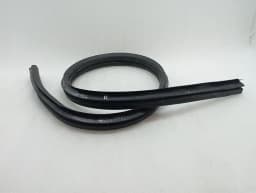 FERRARI Ferrari California T F149 14-17 Door Seal 84036700 Door Seals - — thumbnail 4