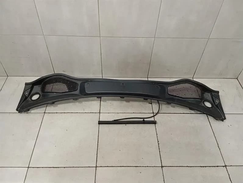 ASTON MARTIN ASTON MARTIN DBS SUPERLEGGERA AM7 COWL TRIM HY53-219000-AE RIGHT HAND DRIVE RHD-